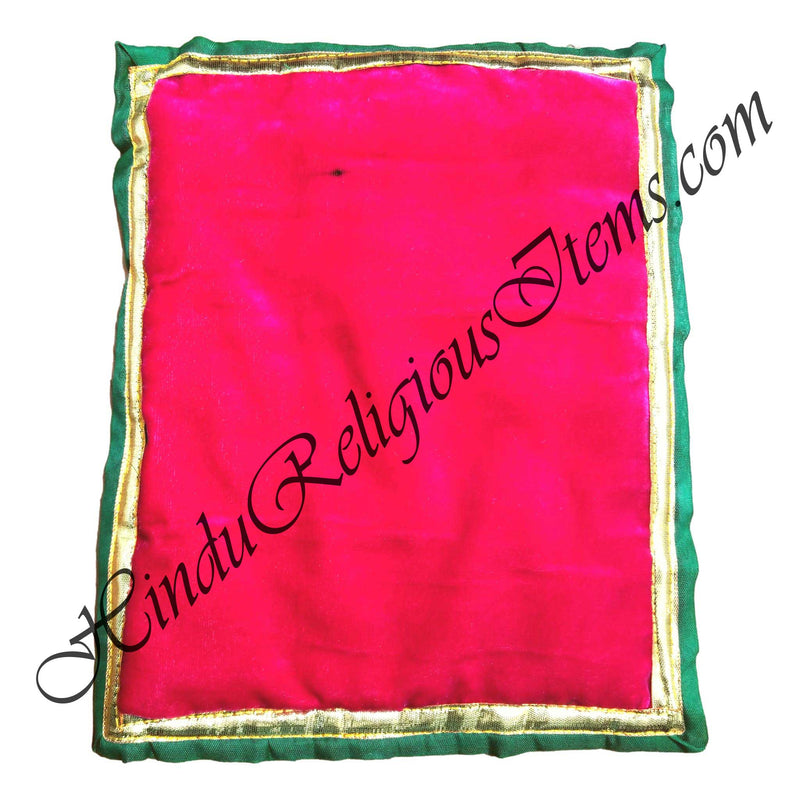 Makhmal(Velvet) Golden With Green Lace Dulai / Rajai (Blanket)