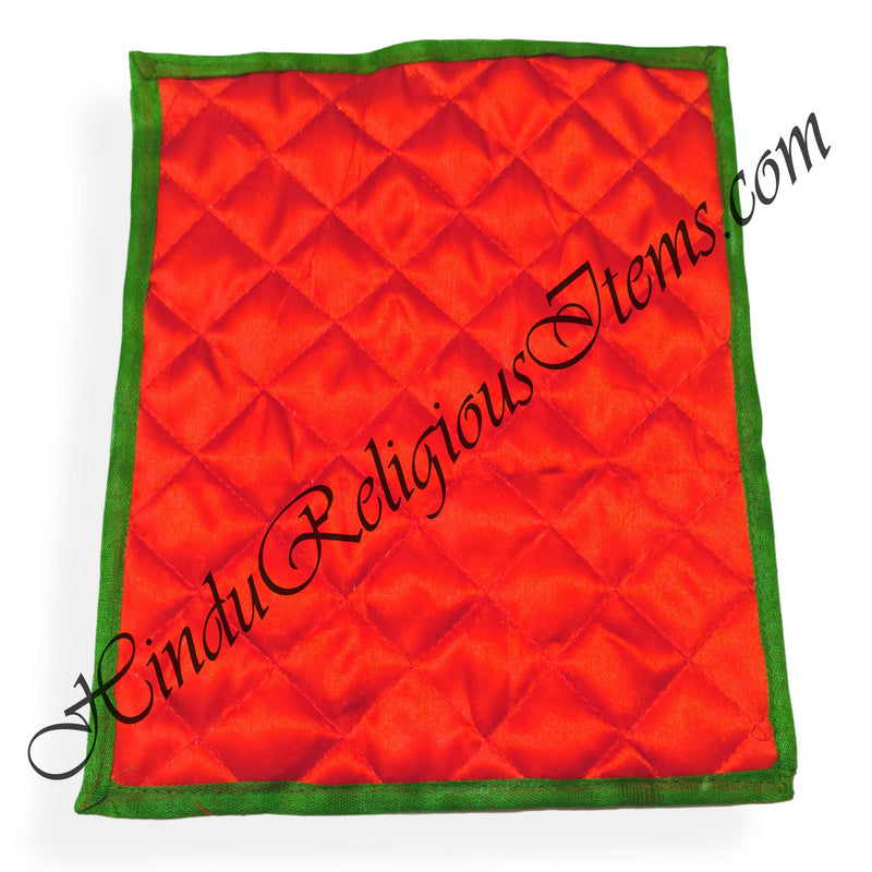 Satin Criss-Cross Desing with Green Lace Dulai / Rajai (Blanket)