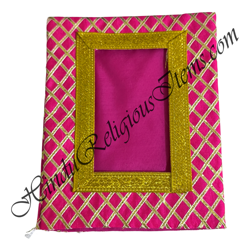 Chitraji Coloured Cotton Vastra With Golden Criss-Cross Lace