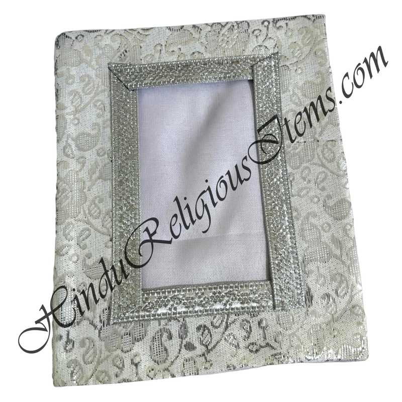 Chitraji Silver Jhari Vastra With Mango Design With Silver Lace