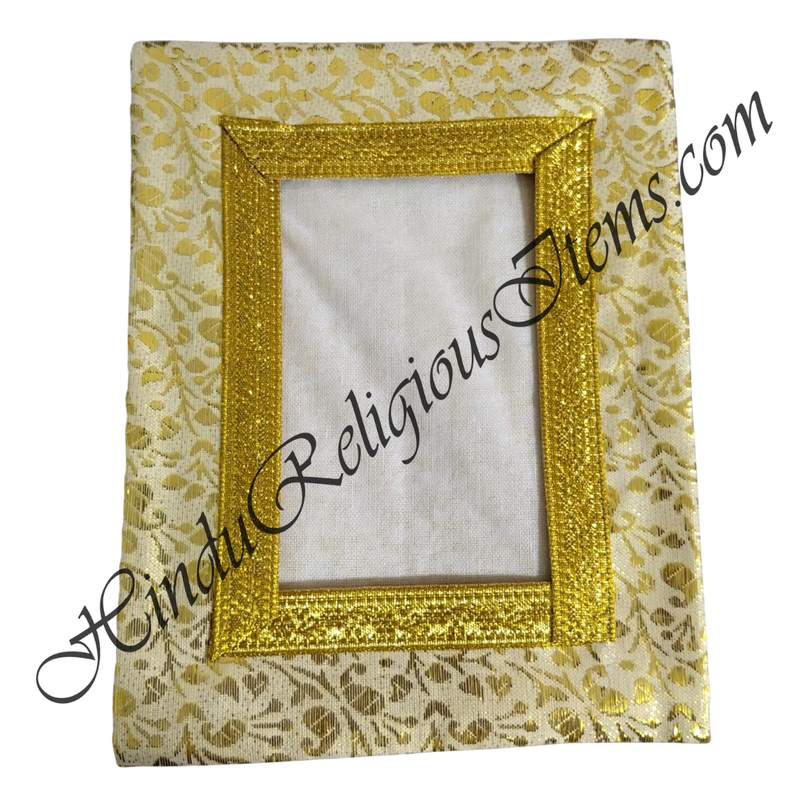 Chitraji Golden Jhari Vastra With Mango Design With Golden Lace