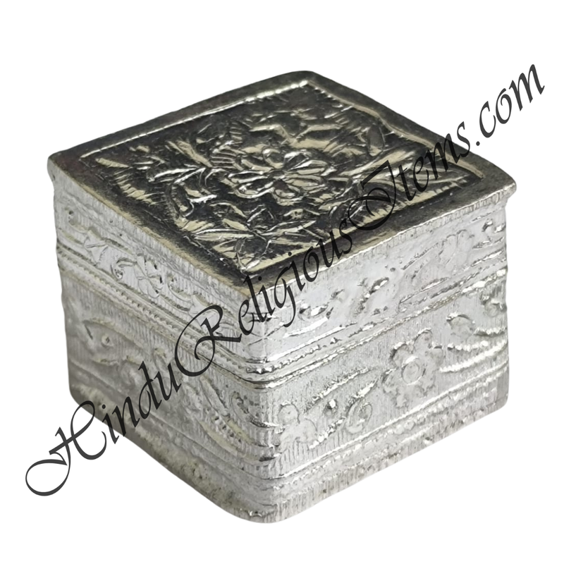 White Metal Square Shape Bantaji With Craving Design