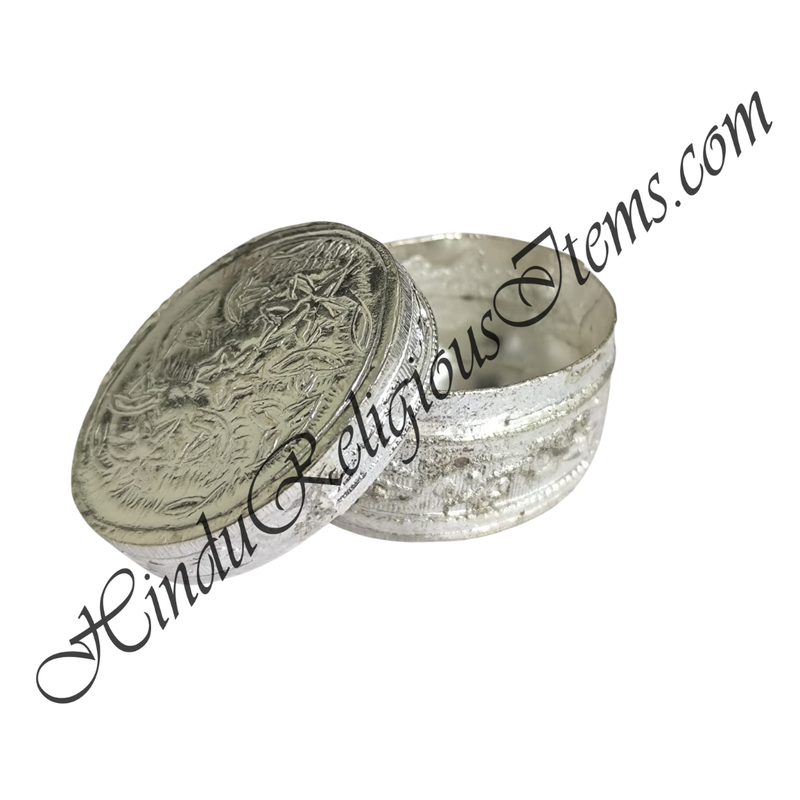 White Metal Oval Shape Bantaji With Craving Design
