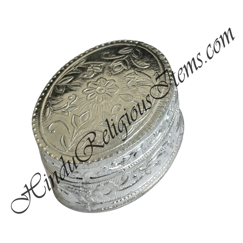White Metal Oval Shape Bantaji With Craving Design