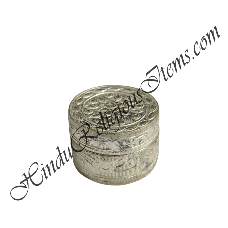 White Metal Raound Shape Bantaji With Carving Design