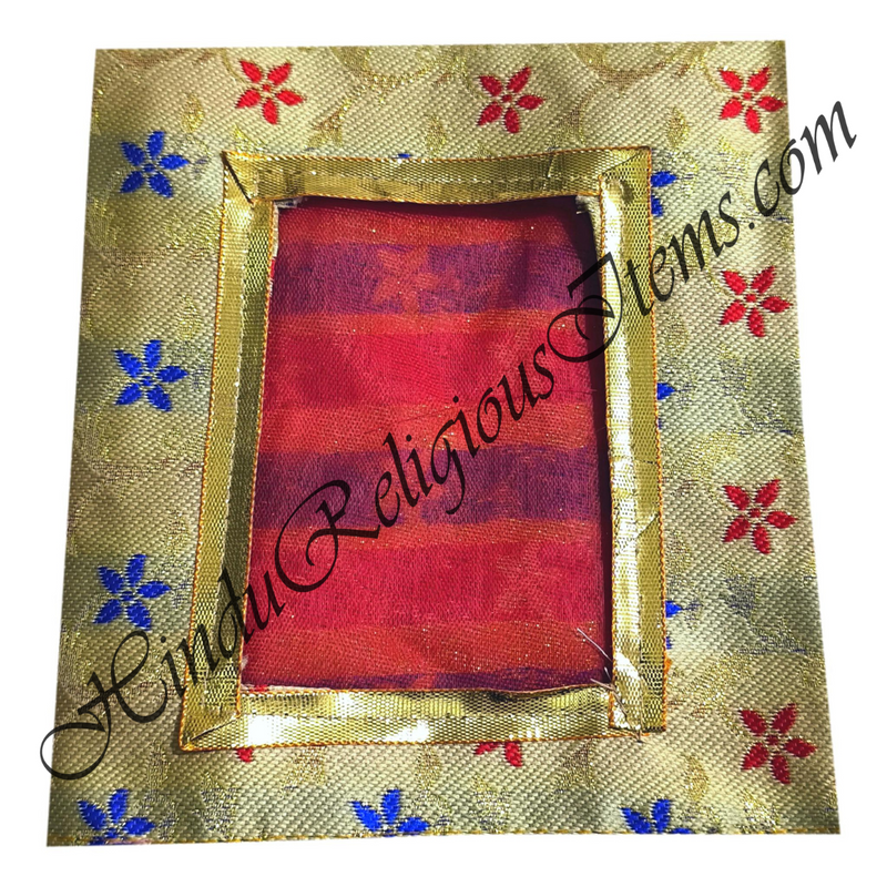 Chitraji Brocade Jhari Vastra With Flower Design With Golden Lace